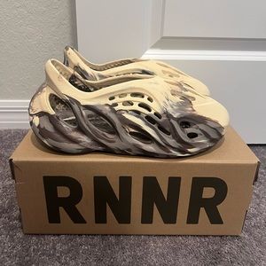 Yeezy foam runner